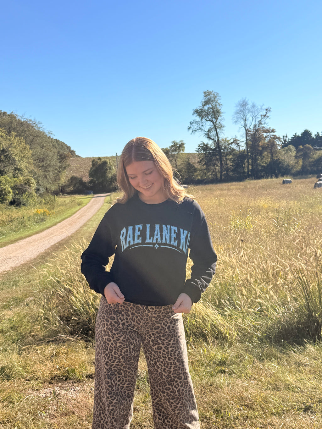 Signature Crew Sweater/Hoodie